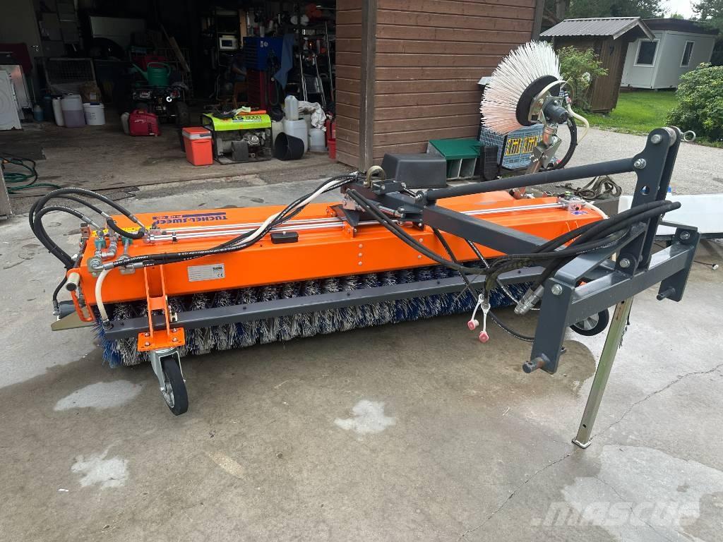 Tuchel Plus 590-260 路面清掃機