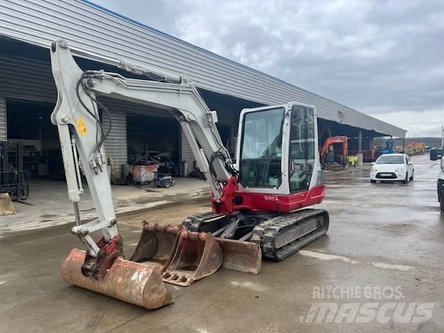 Takeuchi TB 250 ミニ油圧ショベル 7t以下（ミニユンボ・ミニディガー）