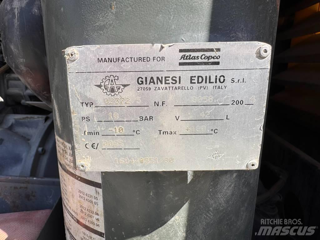Atlas Copco 186 XAHS コンプレッサー
