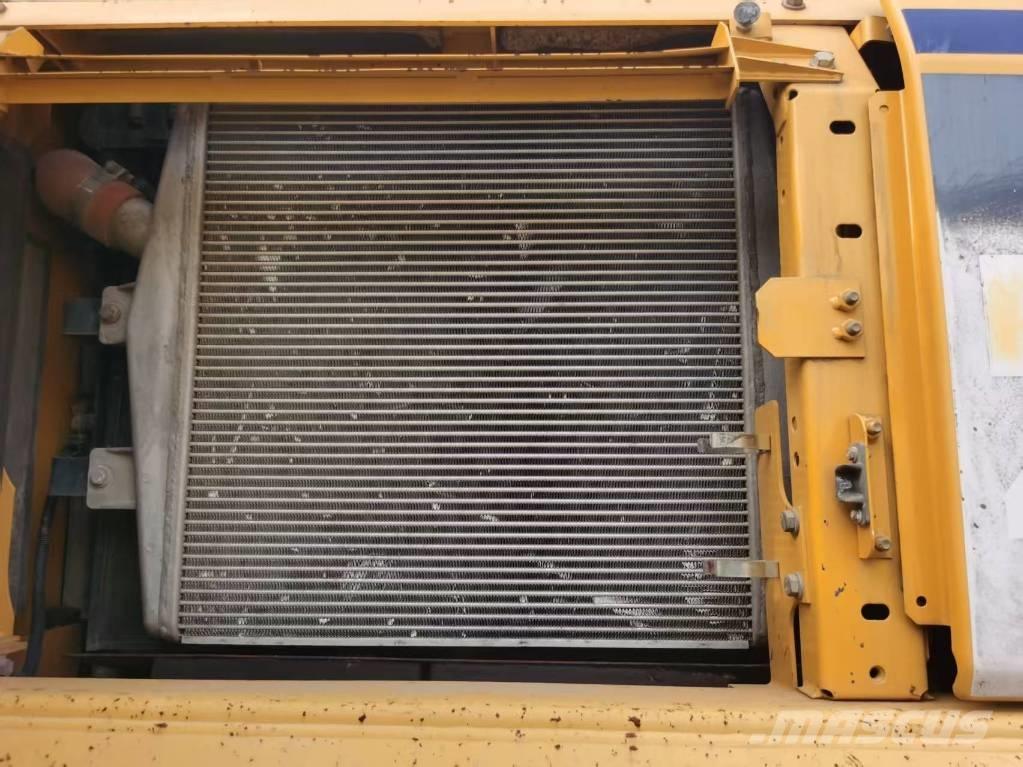 Komatsu PC 450-8 大型油圧ショベル12t以上（パワーショベル・ユンボ）