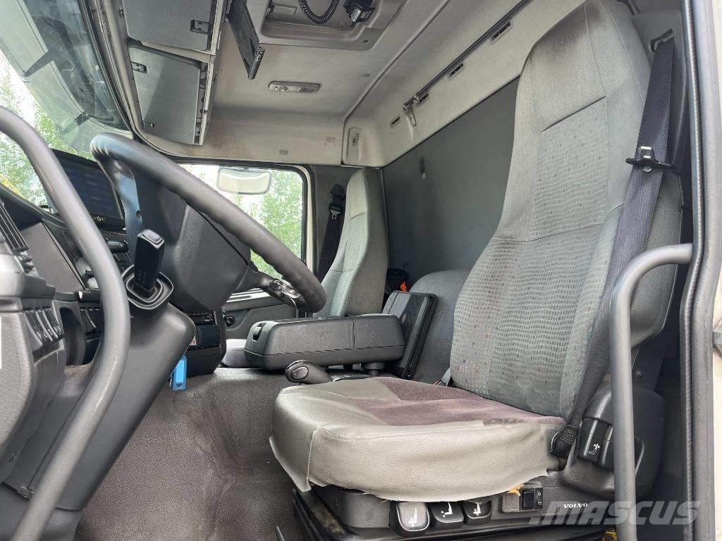 Volvo FM 9 380 冷凍冷蔵車