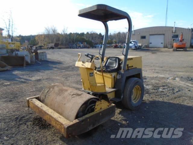 Bomag BW 124 D 振動ローラ