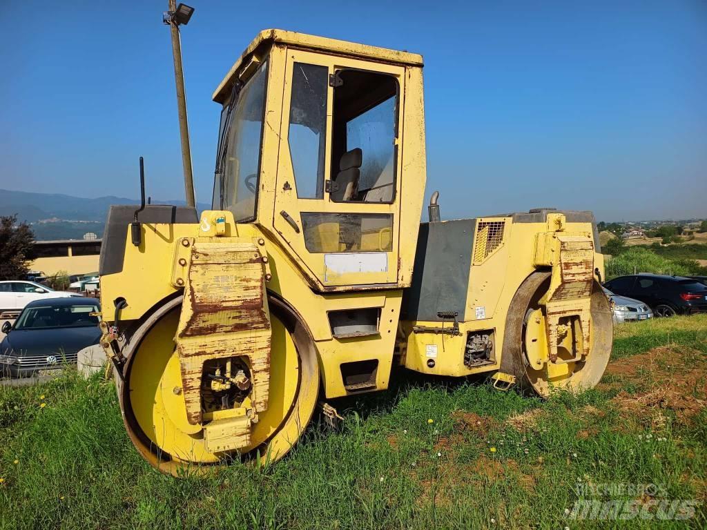 Bomag BW 151 AD-2 タンデムローラ
