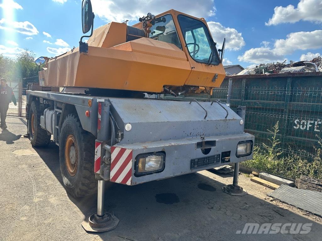 Krupp KMK 2020 オールテレーンクレーン