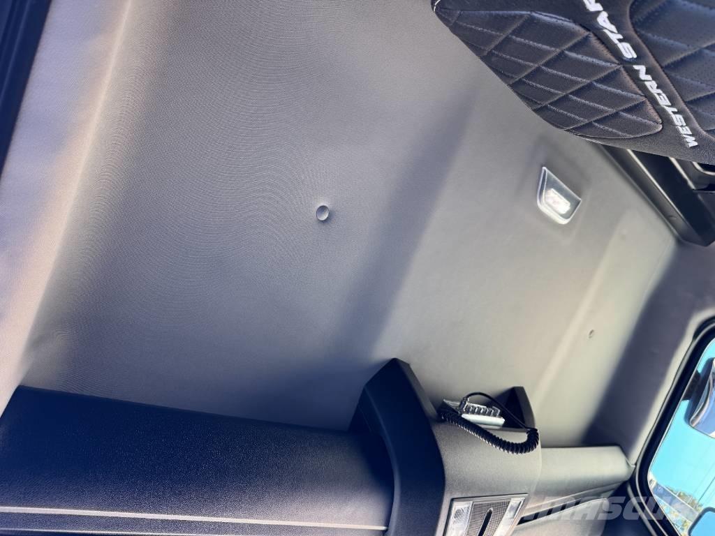 Western Star 49 X ダンプ