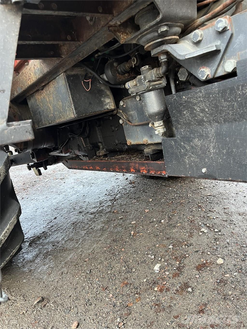 Ursus c-385 トラクター