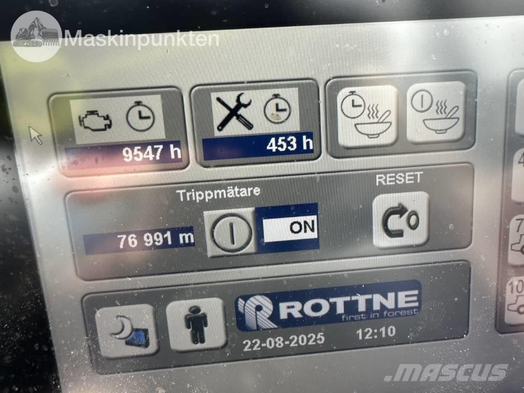 Rottne F15D フォワーダー