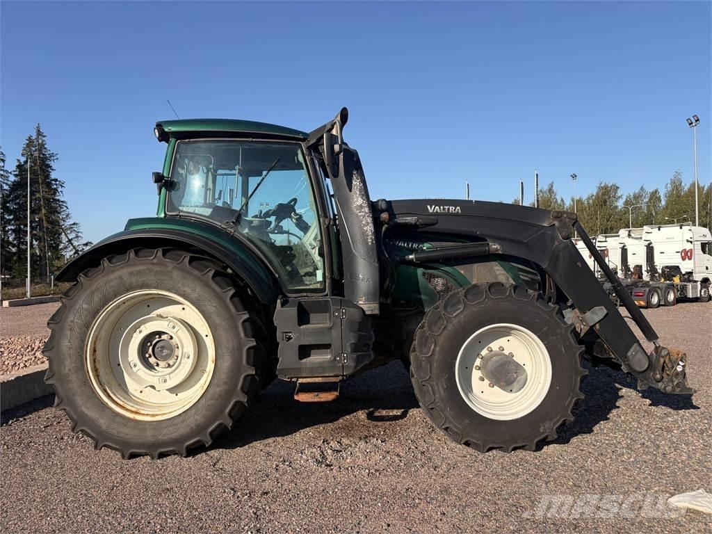 Valtra T234 Direct トラクター