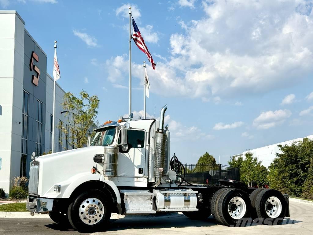 Kenworth T 800 中古トラクターヘッド | トレーラーヘッド