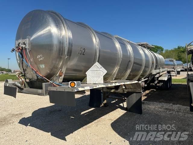  NOVA MC307 7000 GAL タンカートレーラー