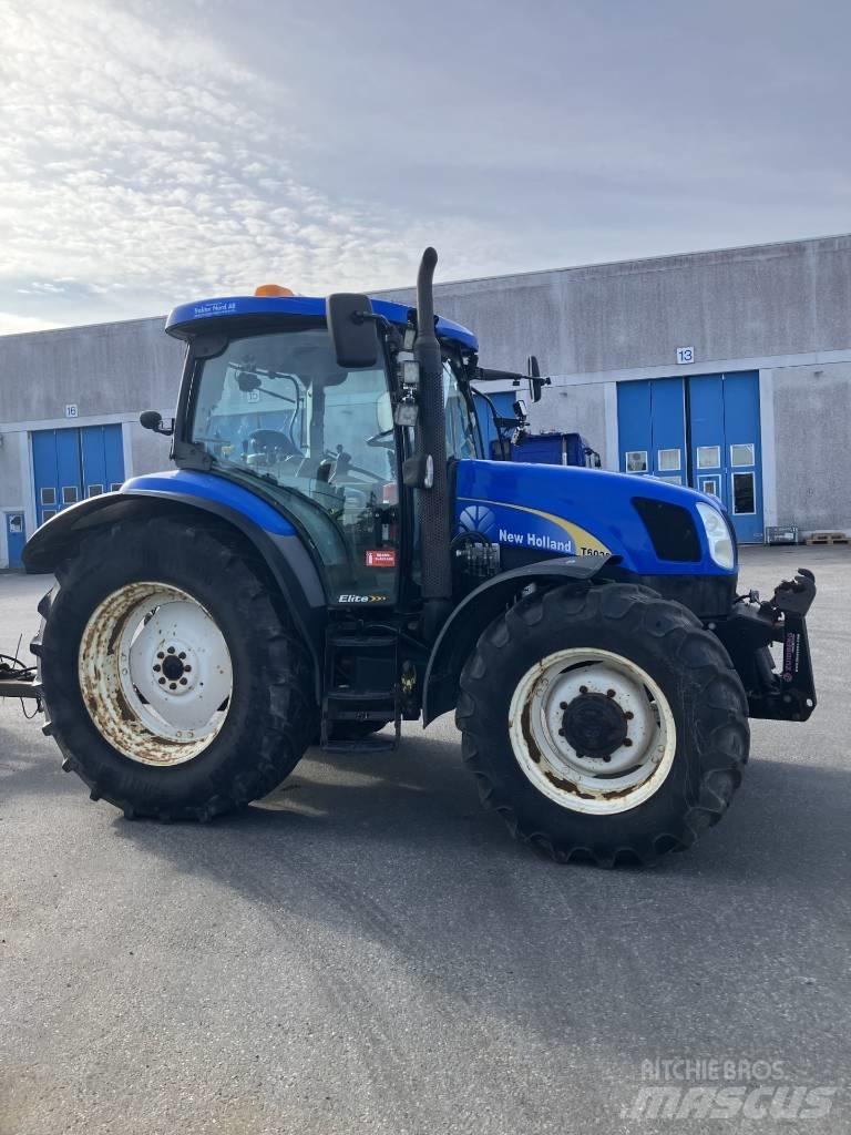 New Holland T 6020 トラクター