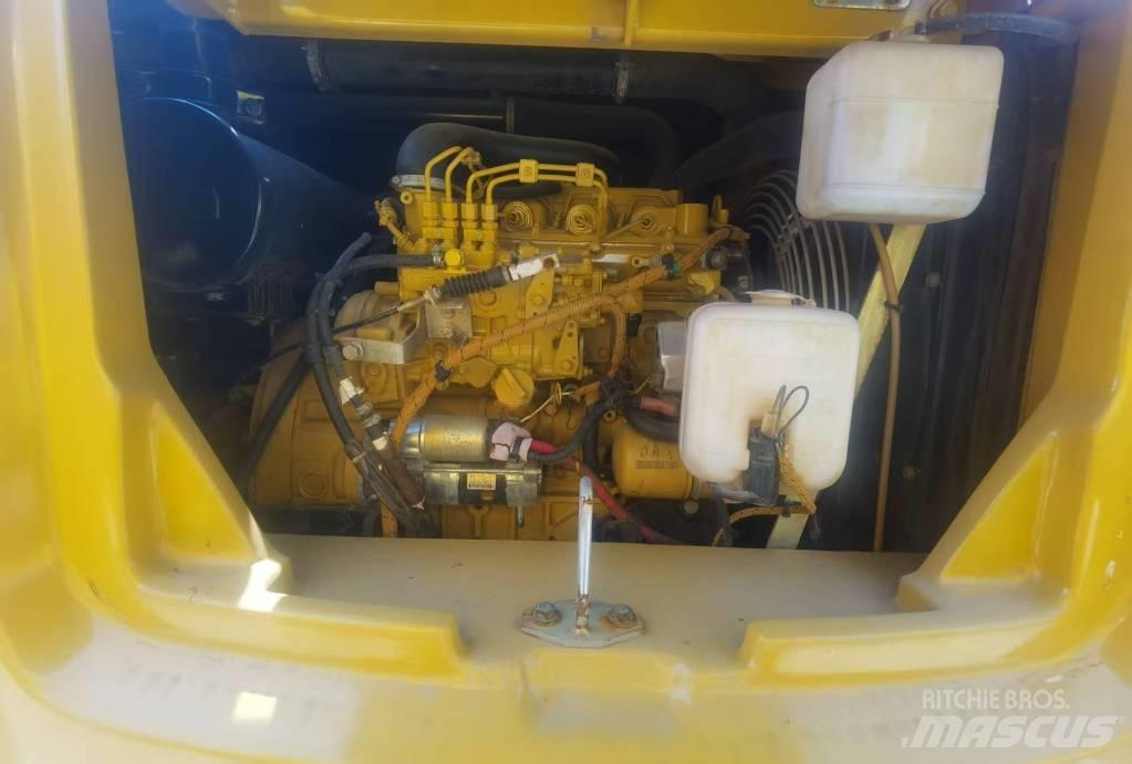 CAT 307 e ミニ油圧ショベル 7t以下（ミニユンボ・ミニディガー）