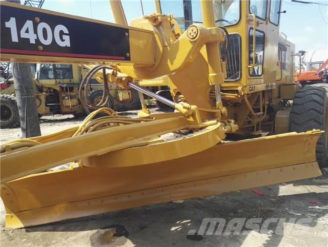 CAT 140 G モーターグレーダー