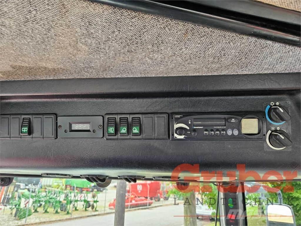 Steyr 9105 トラクター