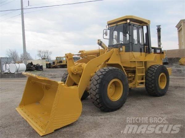 CAT 936 F ホイールローダー・タイヤショベル