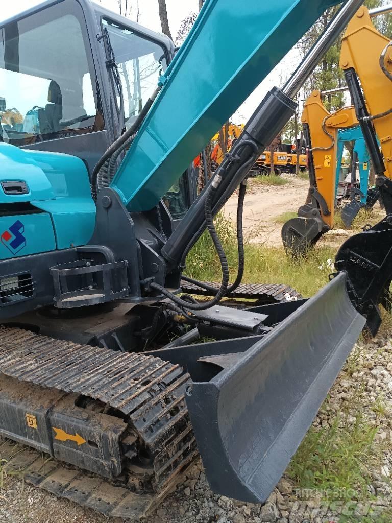 Sunward SWE70 中型油圧ショベル 7ｔ-12ｔ（ユンボ・パワーショベル・バックホー）