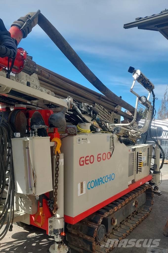 Comacchio GEO 600 サーフェイスドリルリグ