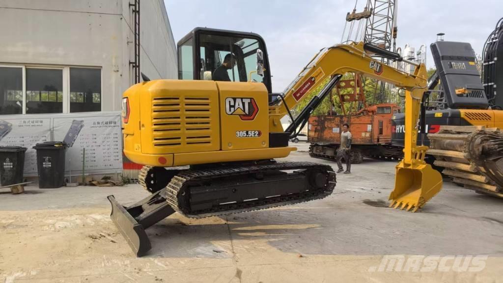 CAT 305.5 E CR ミニ油圧ショベル 7t以下（ミニユンボ・ミニディガー）