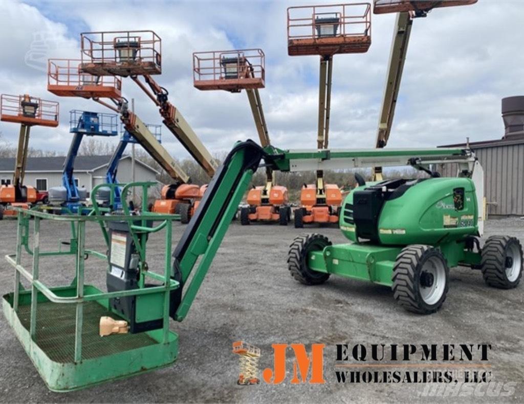 JLG 600 AJ ブームリフト　屈伸型