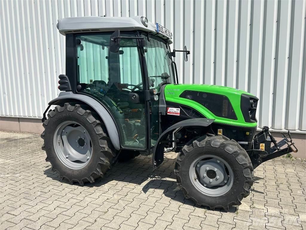 Deutz 3050 コンパクトトラクター