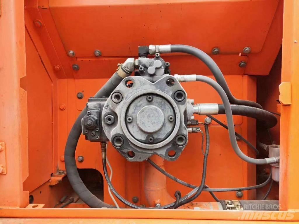 Doosan DX 300 LC 大型油圧ショベル12t以上（パワーショベル・ユンボ）