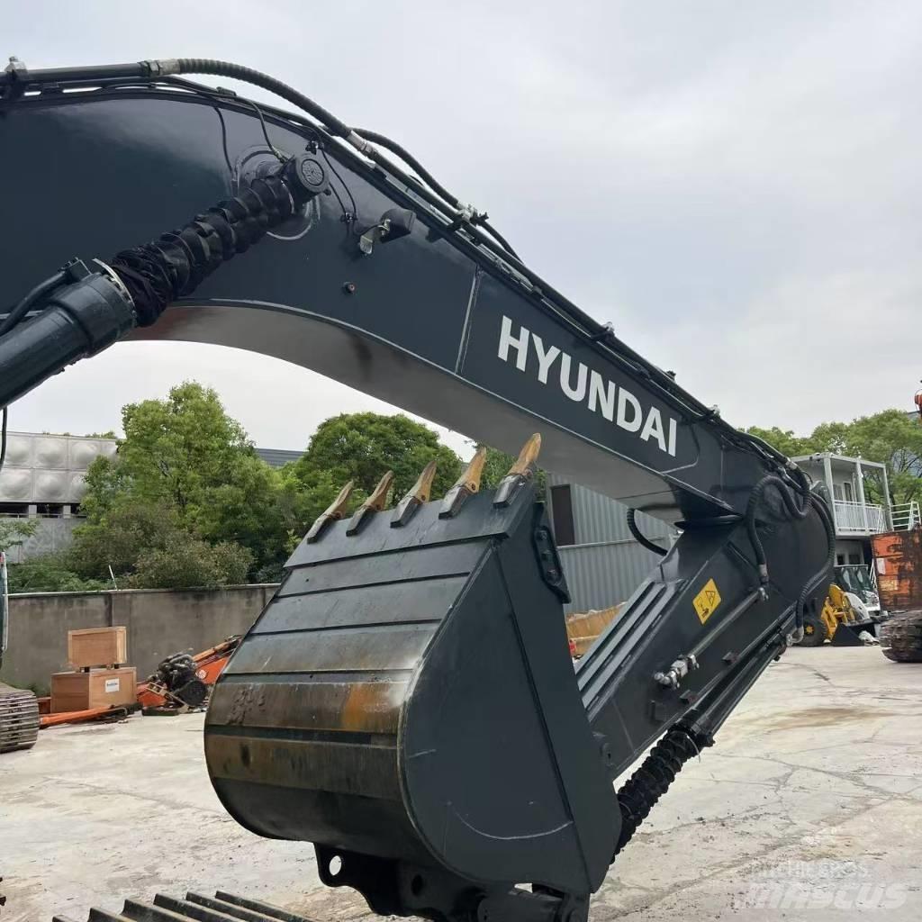 Hyundai 330LC-9T 大型油圧ショベル12t以上（パワーショベル・ユンボ）