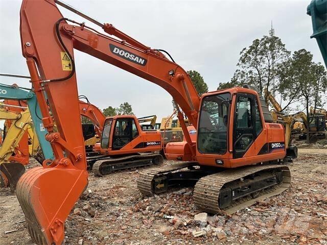 Doosan DH150 大型油圧ショベル12t以上（パワーショベル・ユンボ）