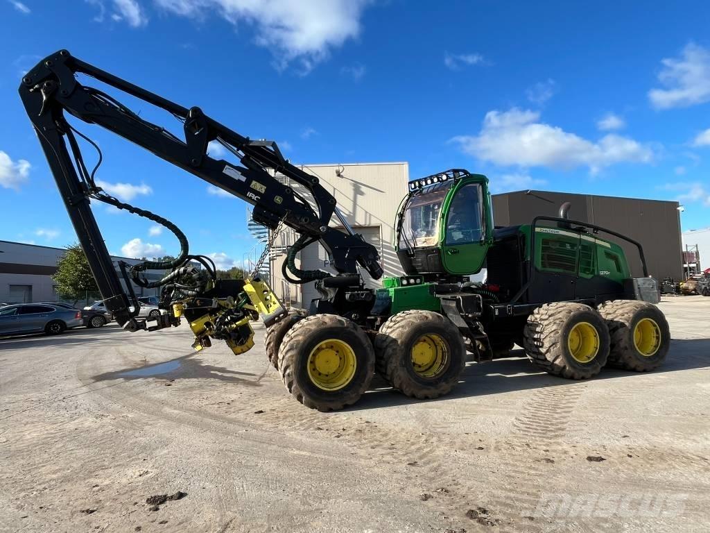 John Deere 1270G 8W ハーベスター