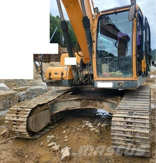 Hyundai Robex 220 LC 大型油圧ショベル12t以上（パワーショベル・ユンボ）