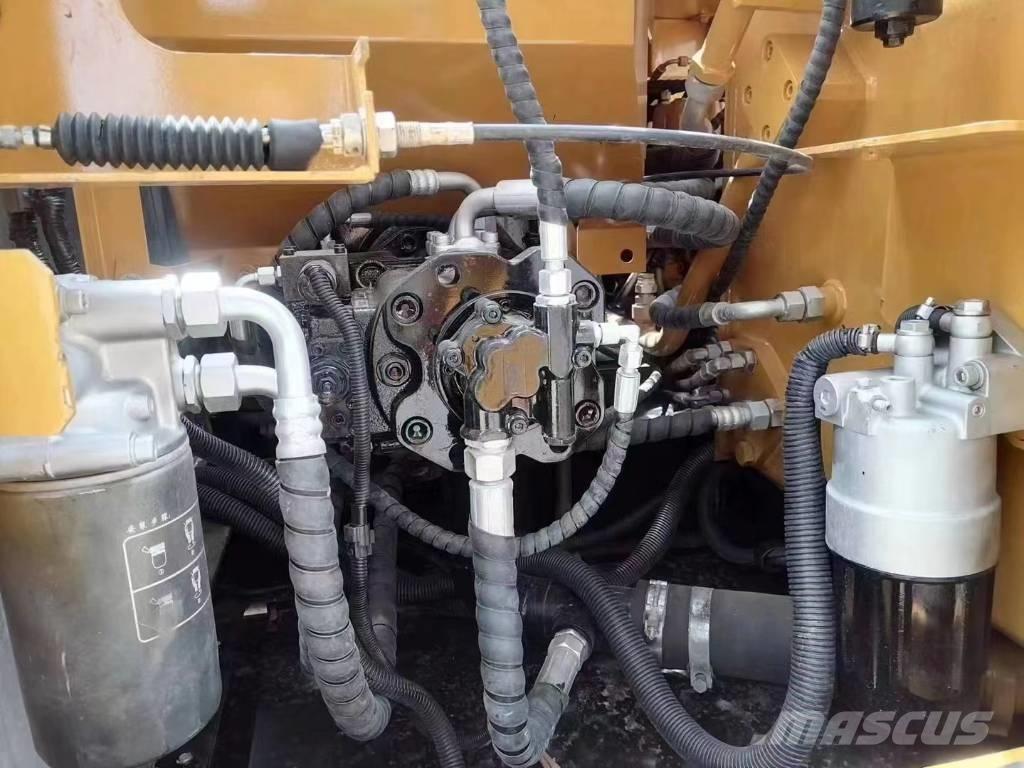 Sany SY135C 大型油圧ショベル12t以上（パワーショベル・ユンボ）