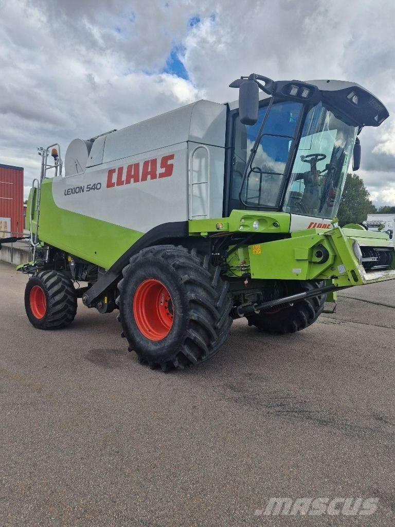 CLAAS Lexion 540 コンバイン