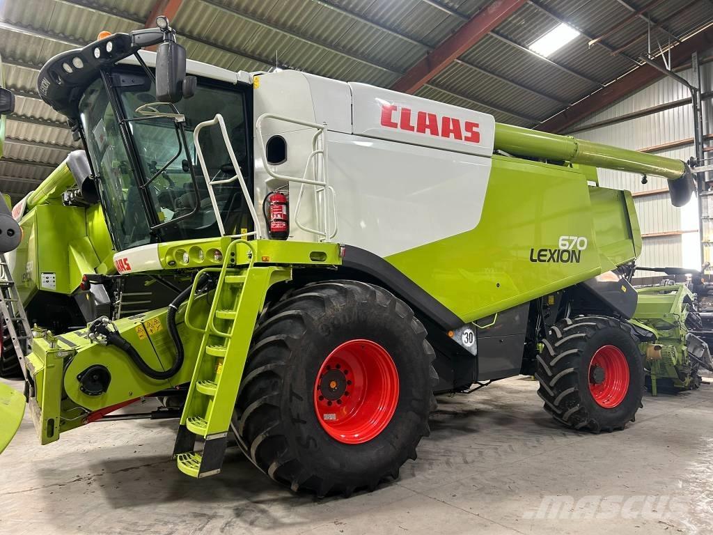 CLAAS Lexion 670 4x4 コンバイン
