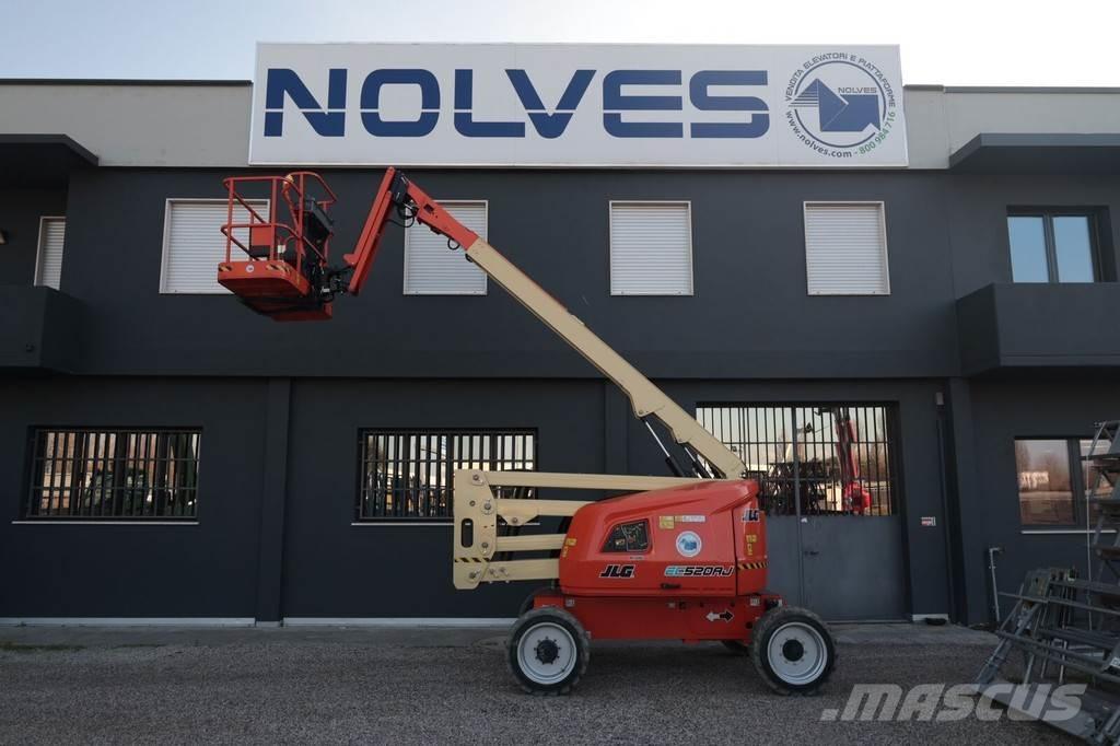 JLG EC520AJ ブームリフト　屈伸型