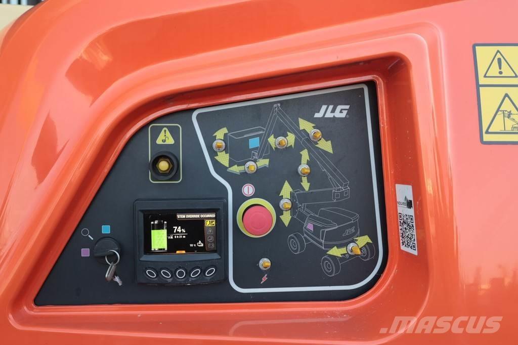 JLG EC520AJ ブームリフト　屈伸型