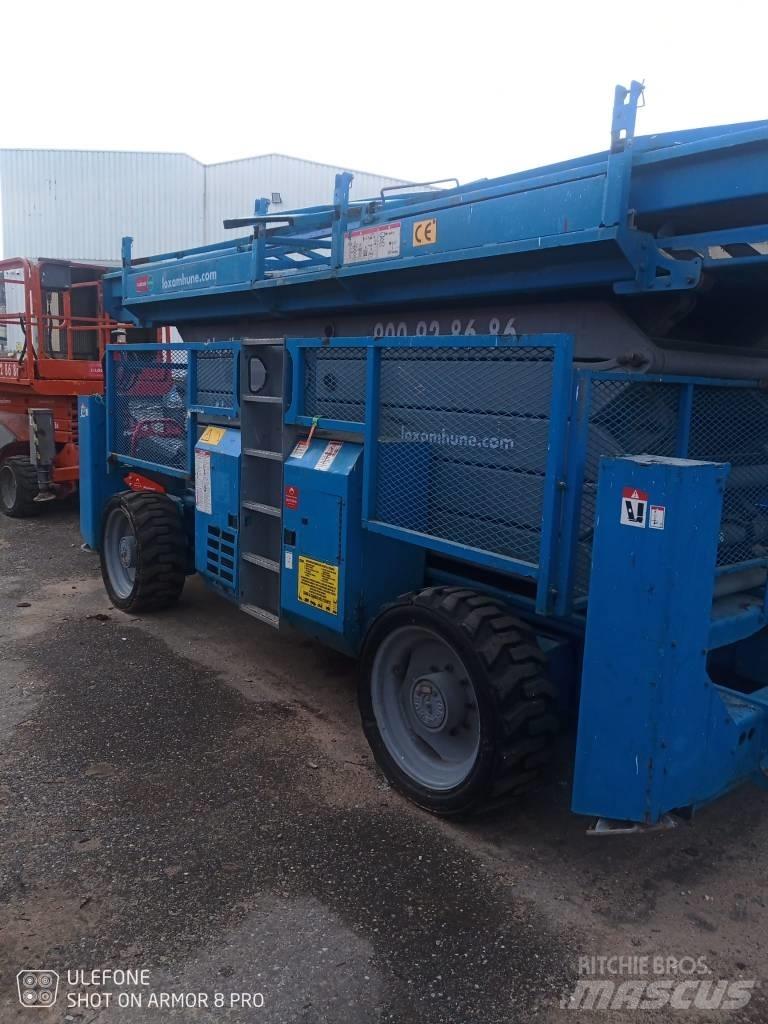 Genie GS 5390 RT シザースリフト