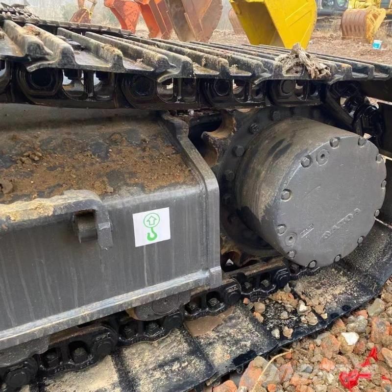 Volvo EC 240 大型油圧ショベル12t以上（パワーショベル・ユンボ）