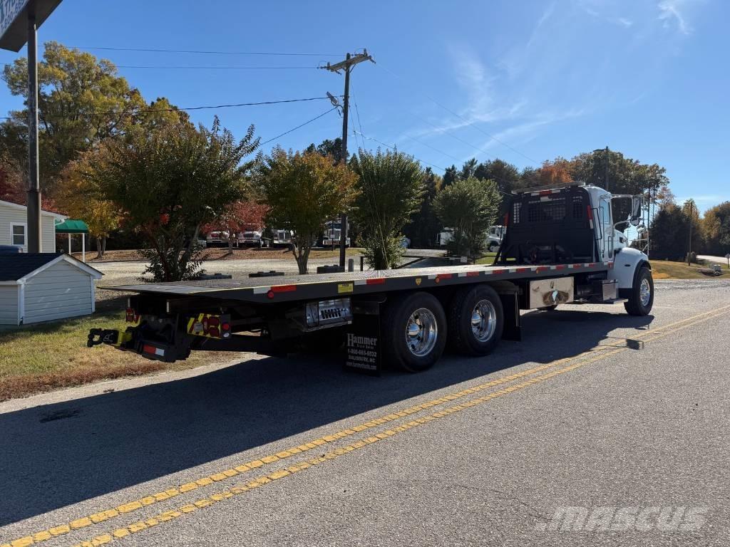 Peterbilt 348 レッカー車