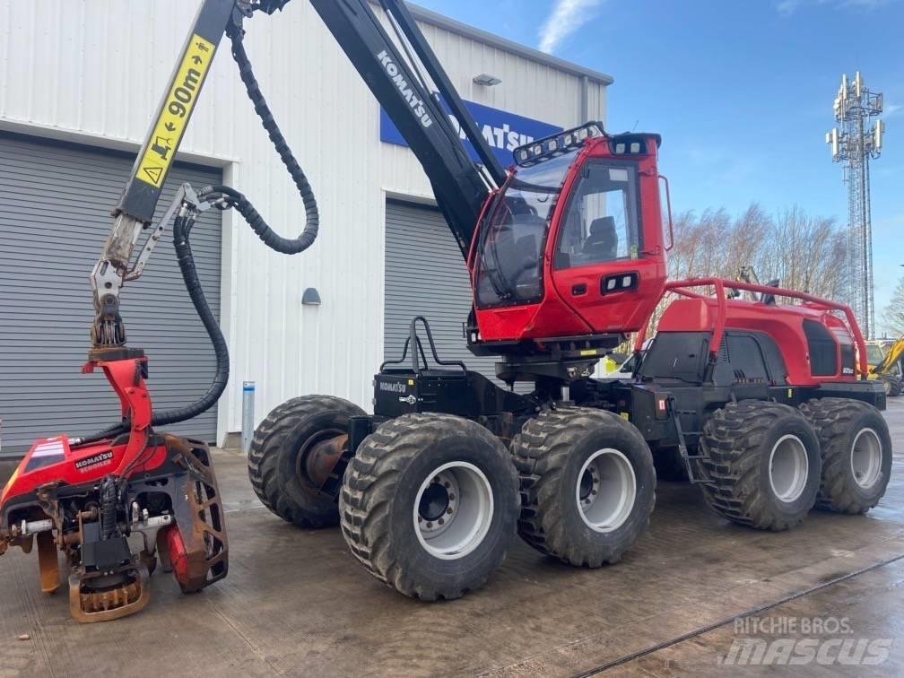 Komatsu 931XC ハーベスター
