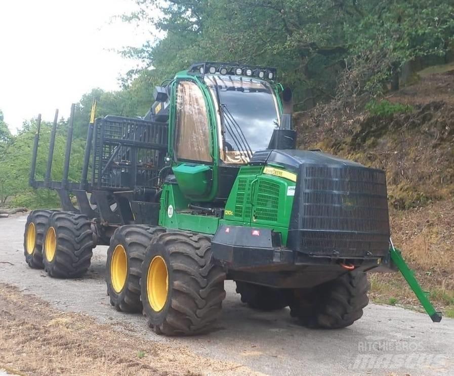 John Deere 1210 G フォワーダー