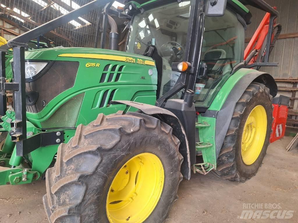 John Deere 6115 R トラクター