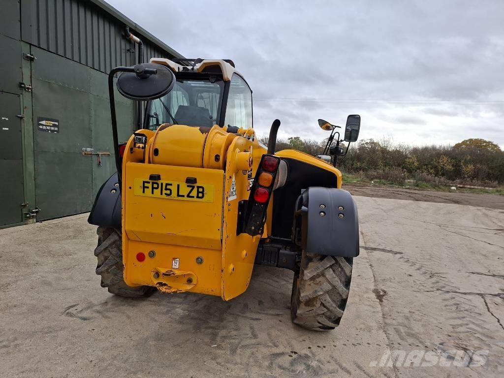 JCB 535-125 テレスコーピックハンドラー