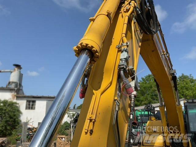 Komatsu PC 240 NLC 大型油圧ショベル12t以上（パワーショベル・ユンボ）