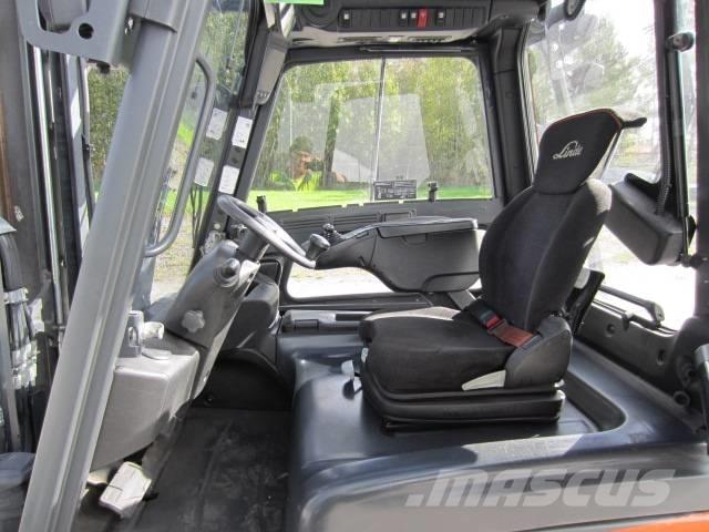 Linde E30H バッテリーフォークリフト