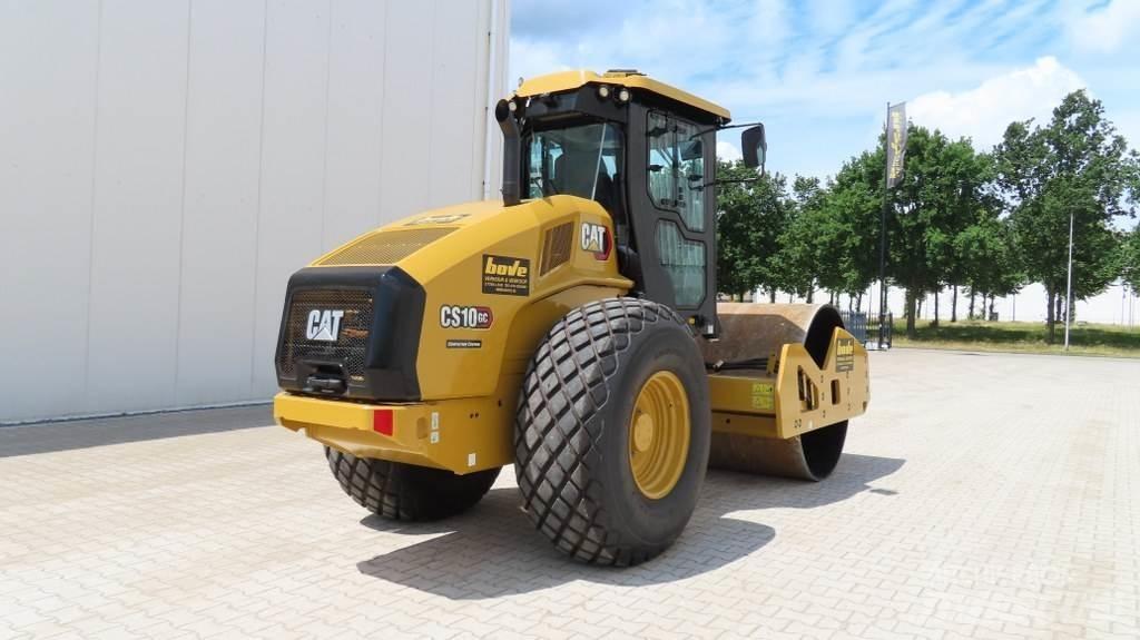 CAT CS10GC 振動ローラ