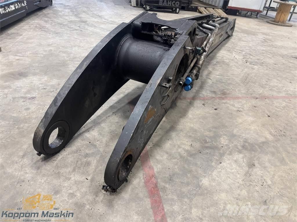 Komatsu 270H ハーベスタ