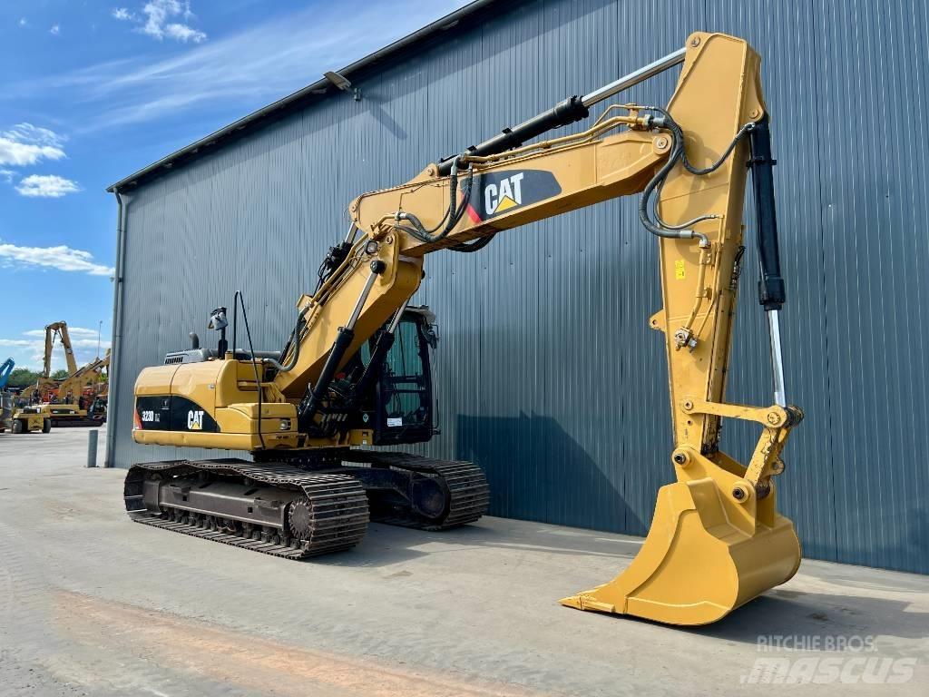 CAT 323D LN VA 大型油圧ショベル12t以上（パワーショベル・ユンボ）