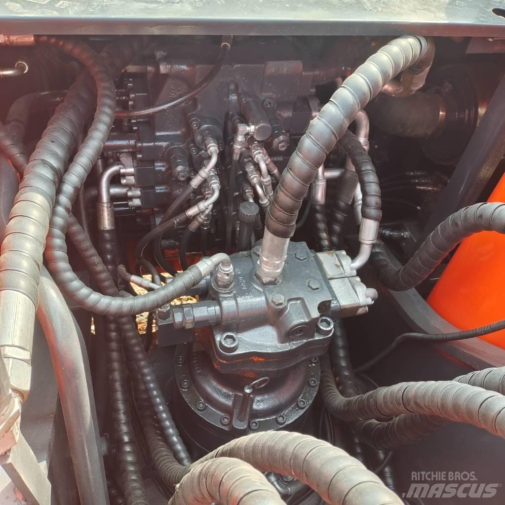 Doosan DX225LC-9C 大型油圧ショベル12t以上（パワーショベル・ユンボ）