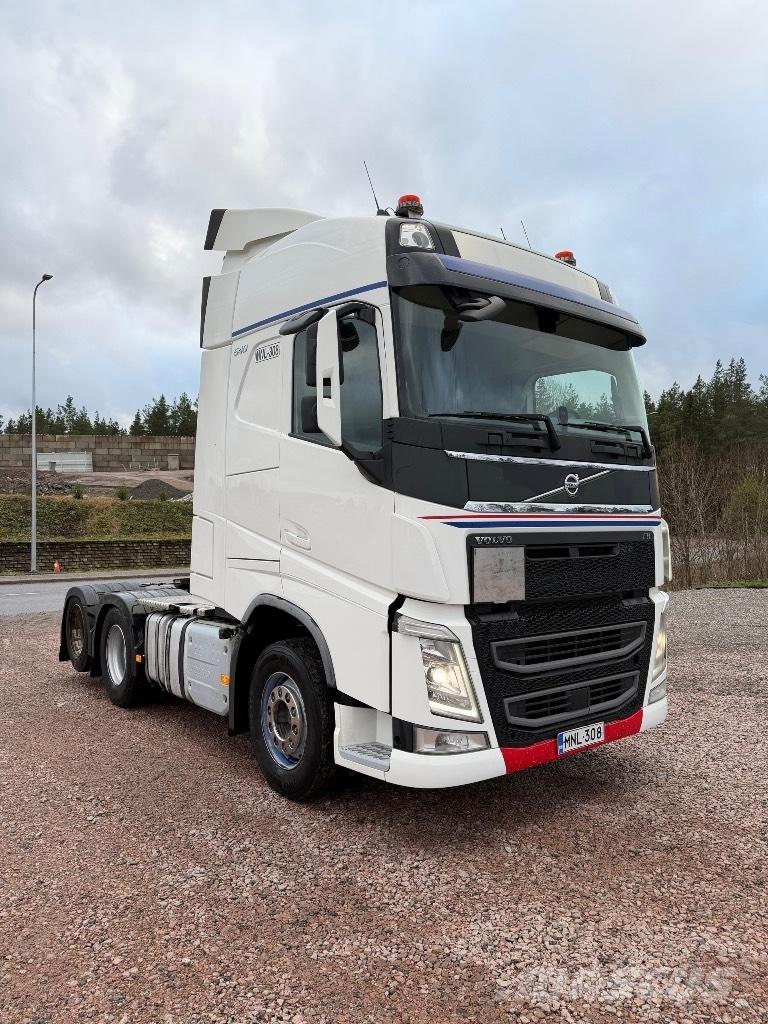 Volvo FH13 6x2 中古トラクターヘッド | トレーラーヘッド