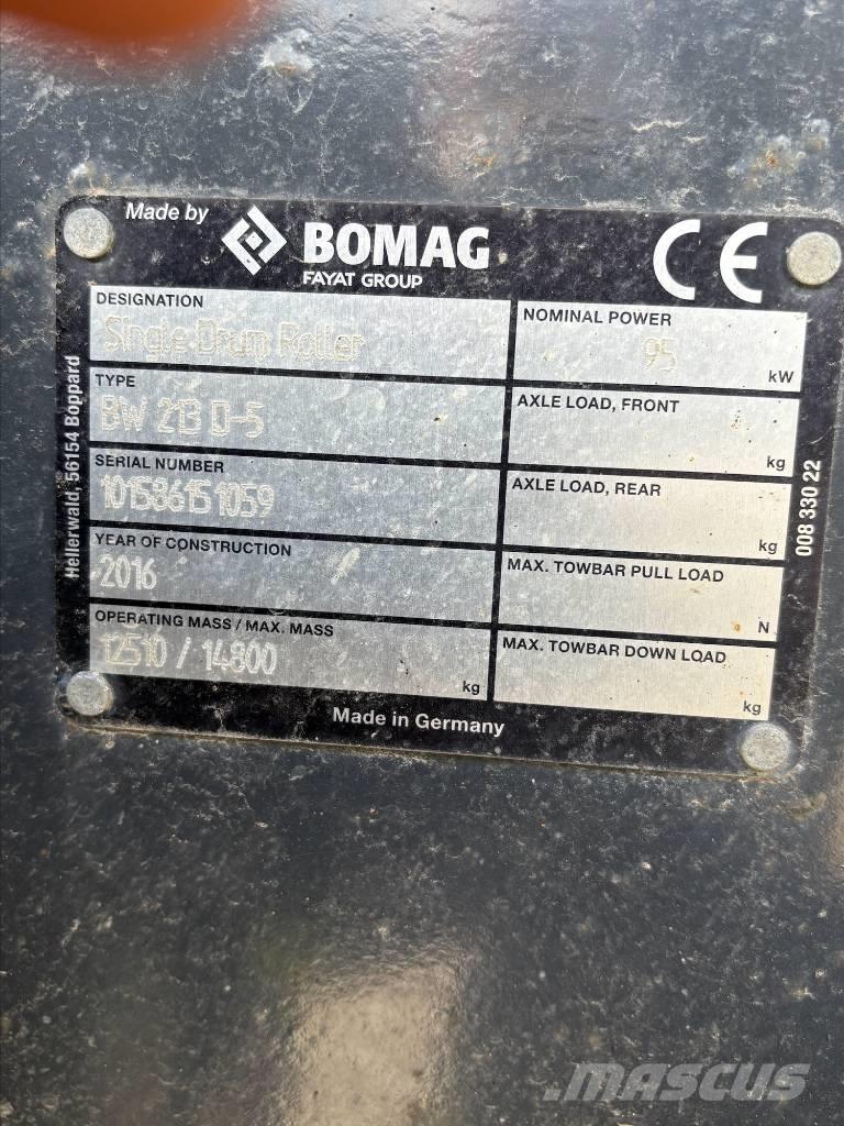 Bomag BW213D-5 振動ローラ