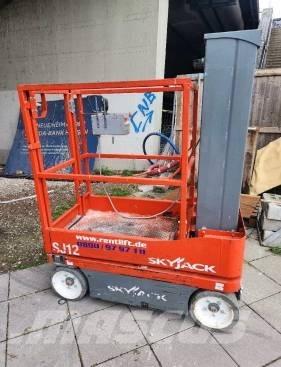 SkyJack SJ 12 シザースリフト